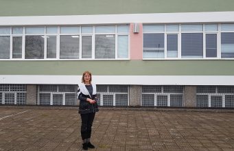 Южният двор на ОУ “Св. Св. Кирил и Методий“ вече е осветен