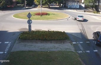 Видеоклип документирал катастрофата, причинена от бащата на президента; полицаи и партиен лидер замитат инцидента